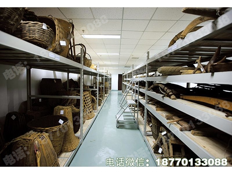 东乌珠穆沁旗博物民俗馆储藏货架